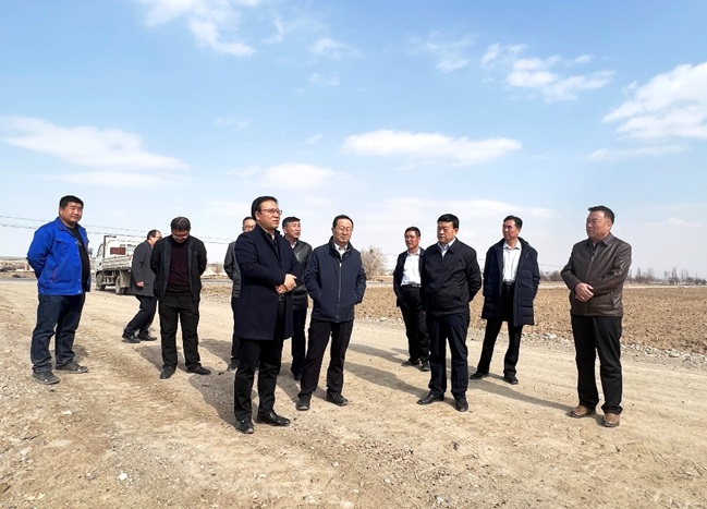 振興種業(yè)在行動,敦煌種業(yè)牽手奧凱種機(jī)、大禹節(jié)水現(xiàn)場對接推進(jìn)千畝智慧種業(yè)示范園區(qū)建設(shè)項目